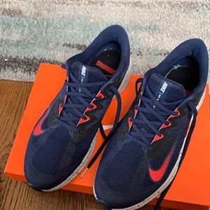 🍊🍊🍊NIKE TENNIS SHOES 🍊🍊🍊